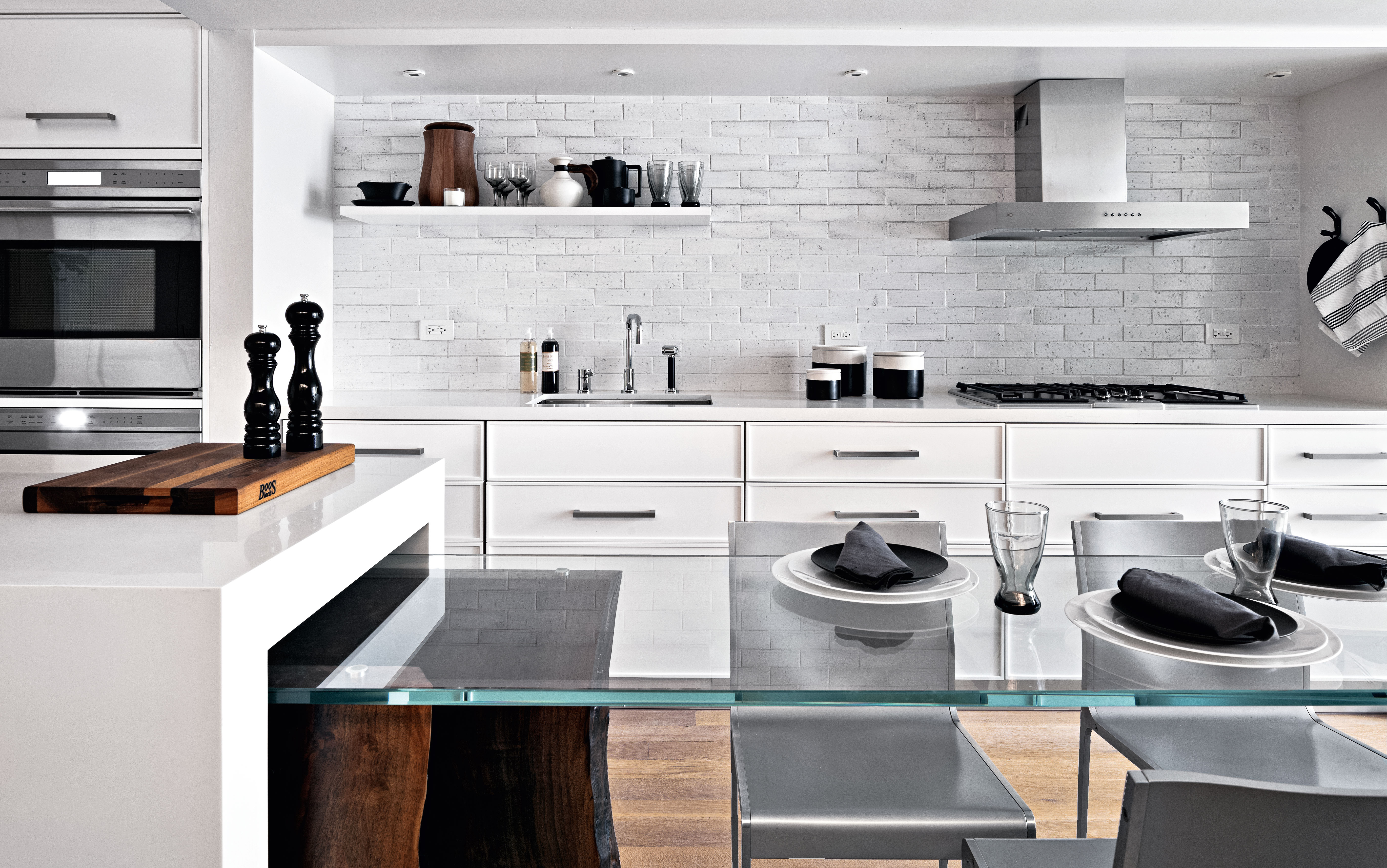 Aster Cucine Avenue kitchen — Transitional mood