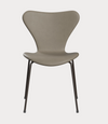 Fritz Hansen Series 7 3107 - Chair (Fully Upholstered) - Jacobsen - Light Grey